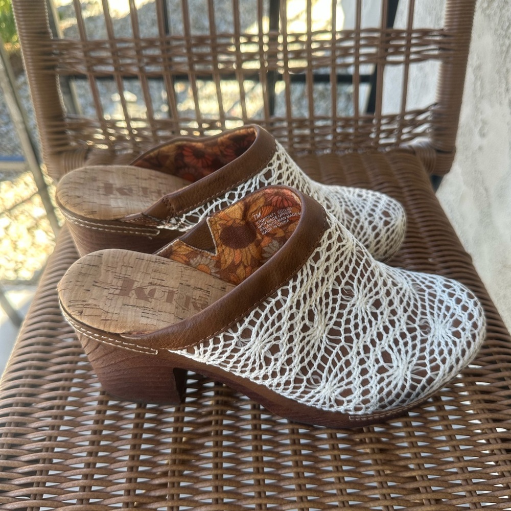 Kork’s Women’s Bohemian Brown and White Crochet Clog Heels H: 4inches